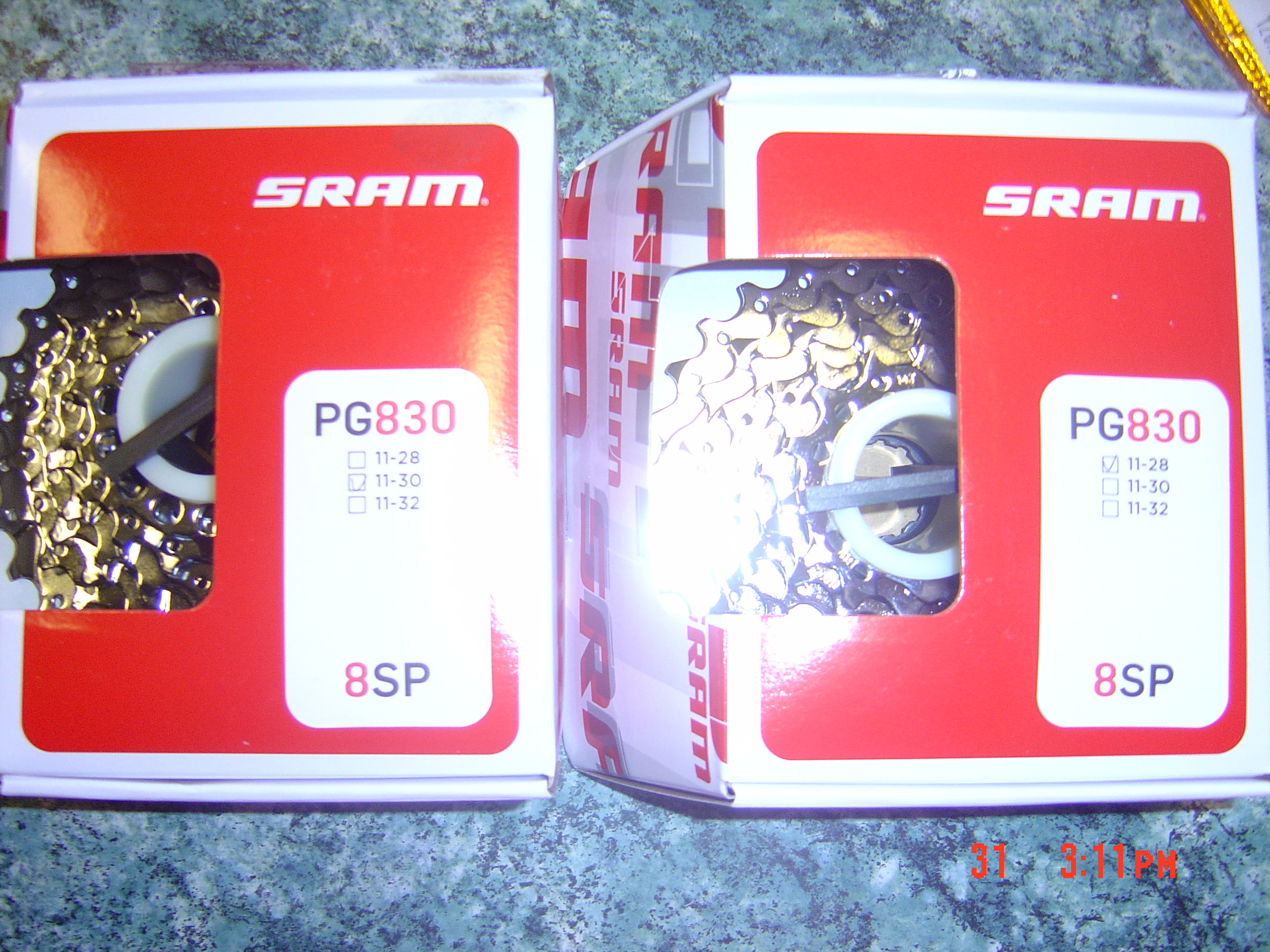 SRAM FOGASKOSZORÚ PG-830 /8