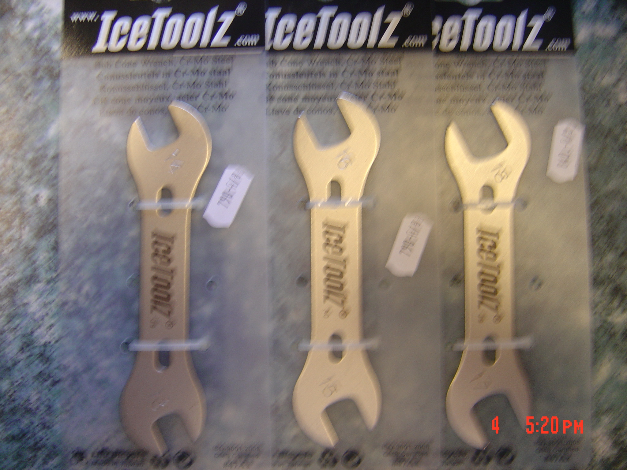 SZERSZÁM KÓNUSZ KULCS ICETOOLZ 17-18