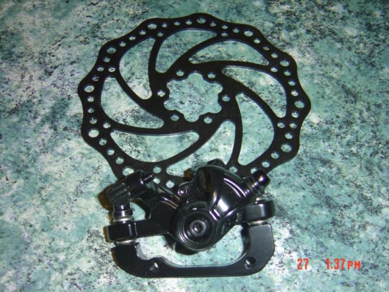 TÁRCSAFÉK SACCON BOWDENES ELSŐ 160 MM MECHANIKUS