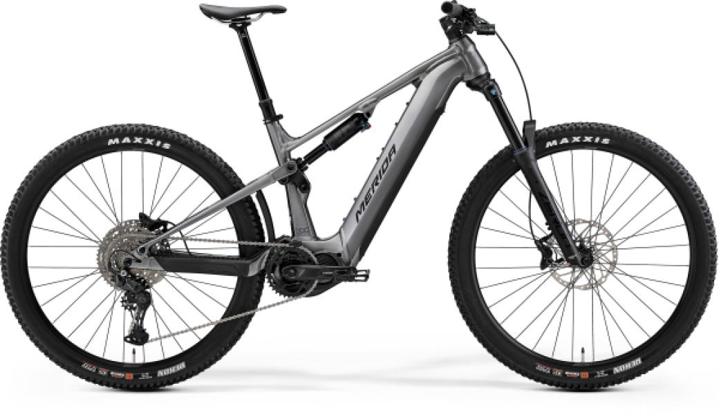 MERIDA eONE-FORTY 400 IV1 M FEGYVERSZÜRKE (FEKETE) /24/ — 2