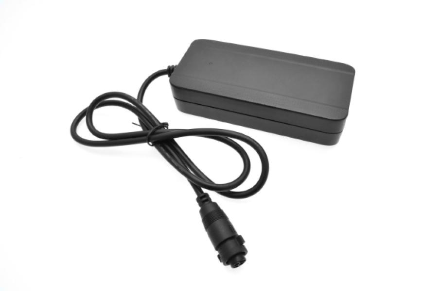 Töltő MAHLE X35-höz (230 V-os kábel nélkül) — 2