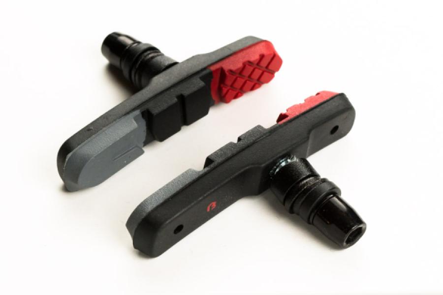 Fékpofa BIKEFUN MTB 72 mm menetes piros/fekete/szürke - MTB-960V — 2