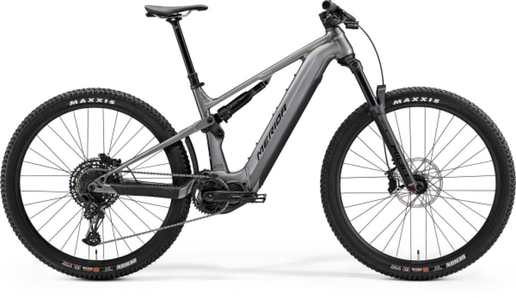 MERIDA eONE-FORTY 675 IV1 M FEGYVERSZÜRKE (FEKETE) /24/