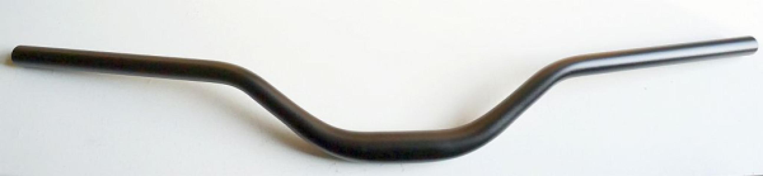 KORMÁNY BRANCH 31,8X780X75MM FEKETE