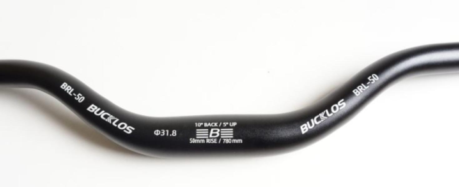 KORMÁNY OEM BUCKLOS 31,8X780X50MM FEKETE