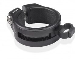 Nyeregcsobilincs 34,9 imbuszos fekete karboncsohöz kábelvezetovel