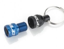Szelepadapter kulcskarikával AV-rol DV/SV-re fek./kék PU-X07